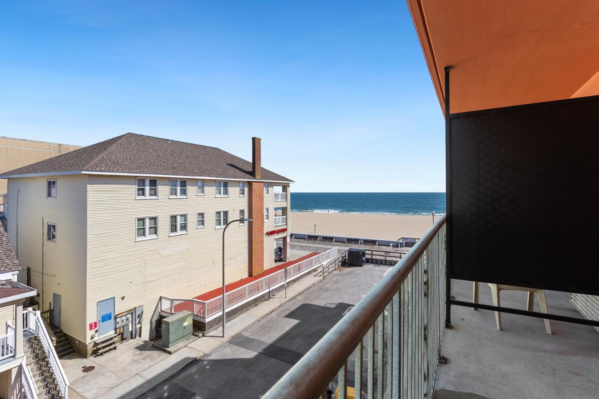 Americana Motor Inn On Boardwalk Ocean City Buitenkant foto